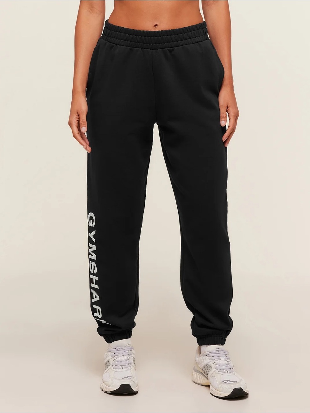 Black Gymshark set - Picture 6 of 6